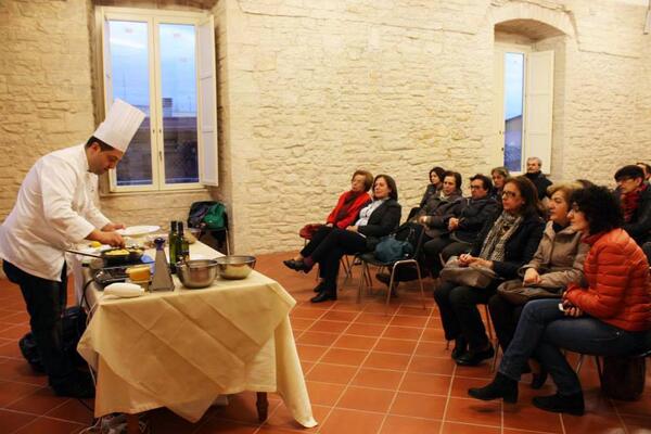 CookingClass_'s tweet image. Ultime #lezionidicucina domani 29 maggio, iscriviti su costadeitrullicookingclass.it