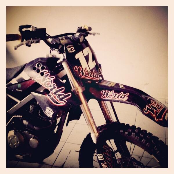 Make design for Motocross Decal "ORZY WORLD" <a href="/orzyclothes/">orzyclothes</a> <a href="/VIANKILLVAIN/">VIAN KILL VAIN</a>