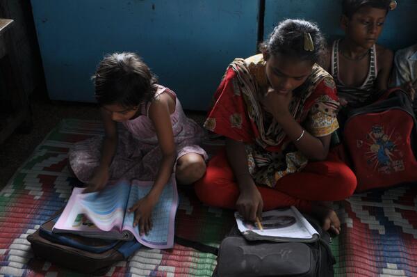 newlightkol's tweet photo. Education has always been a major thrust area in New Light from its inception #NewLightKol @urmibasu1 http://t.co/l5bYoMXqyN