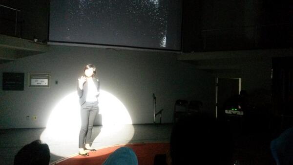kaukabus's tweet photo. Mba @lucywiryono di #TIE, yihaaa thanks ya  @hipmi_ui http://t.co/2AN9wWBVJ7