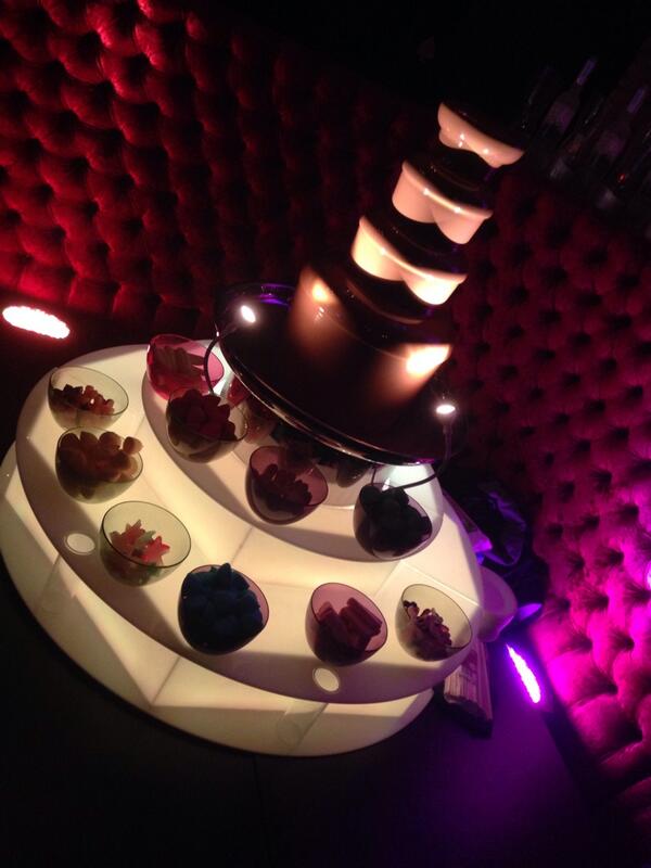 dribblys's tweet image. If you LOVE 💖 CHOCOLATE make sure you “like” 👍 the yummiest facebook page on the planet!!! facebook.com/dribblys