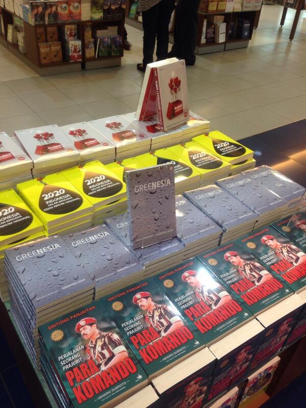 Buku GREENESIA sudah ada di toko buku Gramedia, Selamat membaca. Salam Greenesia.