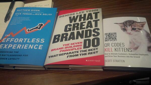 wilfmulder's tweet image. Light reading for the flight home! #greatbooks #theartof #awesomespeakers #theartofmarketing