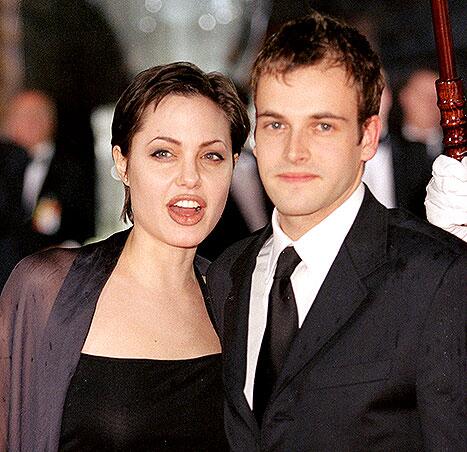 Angelina Jolie says her ex-husband Jonny Lee Miller is "still a great friend" to her: usm.ag/1gAxVKX
