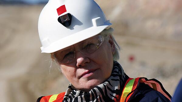 barrick_mining's tweet image. Sustainable development is still a work in progress — our interview with Elizabeth Dowdeswell barrickbeyondborders.com/2014/05/barric…