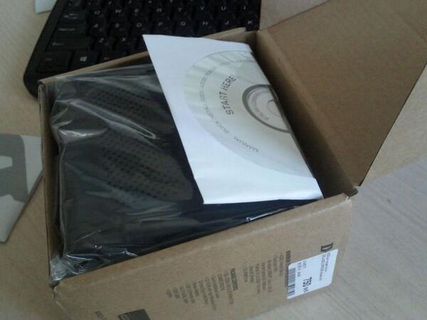 <a href="/cailia/">Cailia</a> 

드라이버가 담긴 CD를 박스에 맞춰 깔끔하게 접어서 제공한다고.

관련링크: izismile.com/2014/05/23/the…