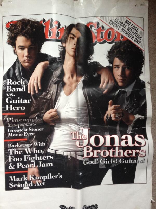 Jonas4Infinity's tweet image. “@JonasMcCreery: This reminds me of when the Jonas Brothers were on Rolling Stone :( ”