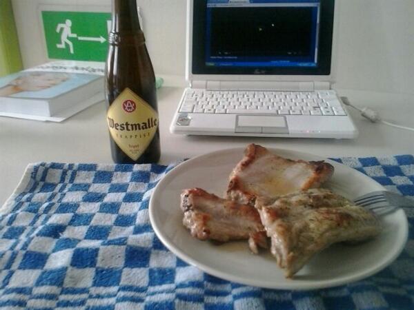 davidolmogato's tweet photo. No viene mal un capricho en esta epoca http://t.co/QFBbaYyNlq