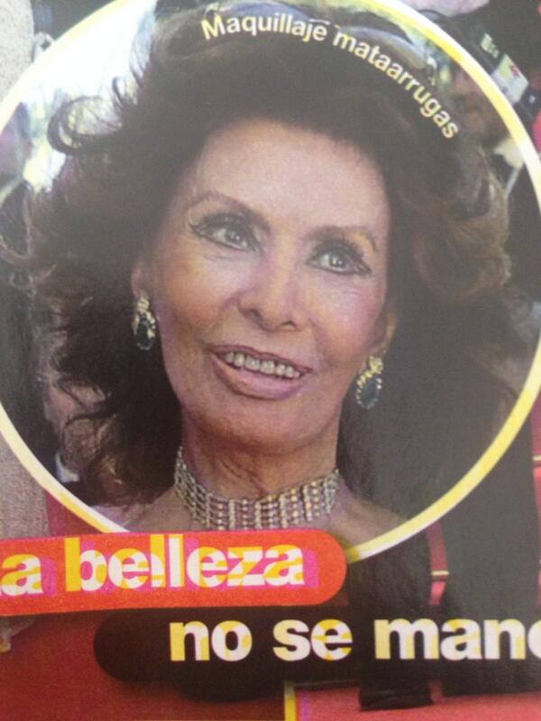 MartinaOk5's tweet image. "@analiafranchin: Como paso el año. Ya es Halloween ? http://t.co/SDFYKcqnhI"/// pero es mil vcs mejor q #MoriO