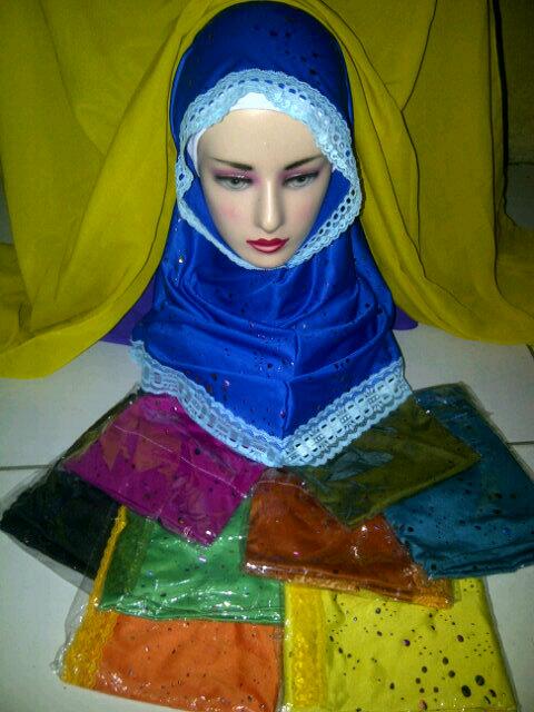 dul_ruf's tweet photo. Jilbab murah sirya renda dri bhn jersey,dg hrg Rp 430.000\kodi.bg yg brmint Hbng ke no 082283929998 pin bb. 277B463B http://t.co/UUq2NAOwMX