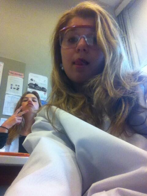 scheirefans's tweet photo. Practicum is mijn lievelings moment vd week👍 http://t.co/JVrHICQM3C