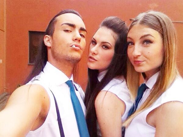 PhraNovello's tweet image. #commessi #ChiambrettiSupermarket #nonsolofrutta ❤️❤️❤️❤️❤️