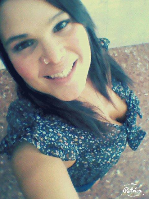 dursesitah's tweet photo. Cada sonrisa que me dedicas,  me haces más feliz <3 http://t.co/7SGxe25nMQ