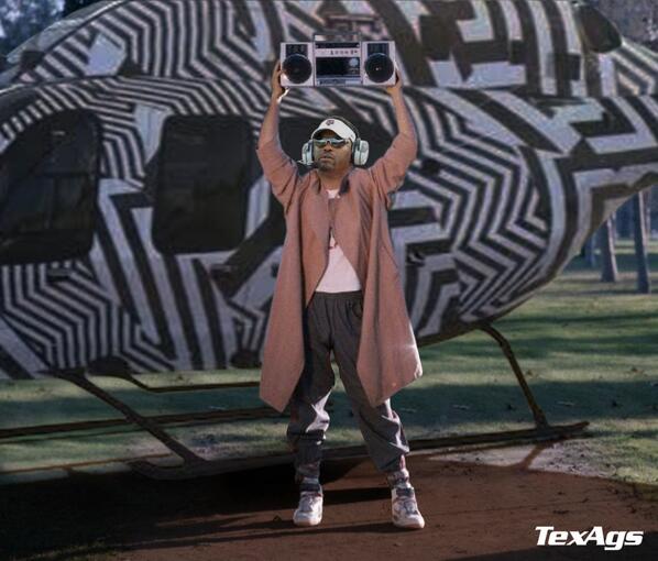 BouzPzWCEAALRHD.jpg
