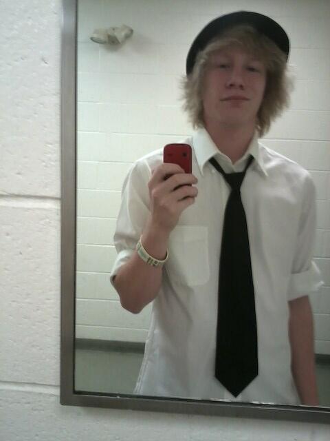 WizardMerlin95 tweet picture