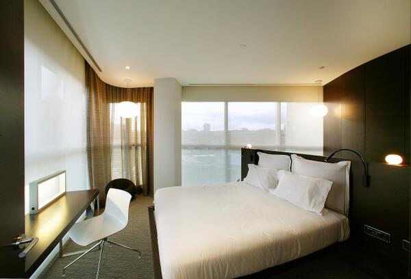 GatesDiagonal's tweet image. Are you looking for #hotel in #Barcelona? #stopsearching. @SilkenDiagonal is the best option goo.gl/byCqAh