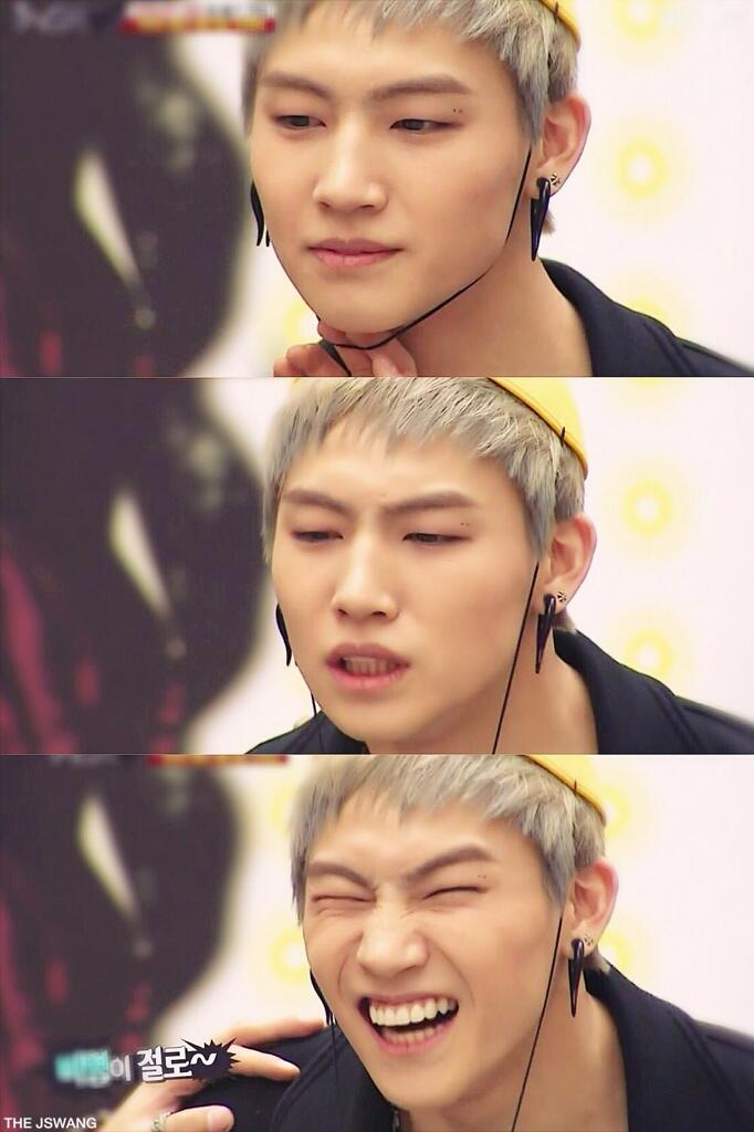 BovE4HTIUAA3Al7.jpg:large