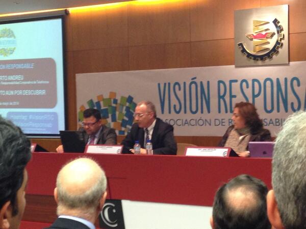 Descubriendo con <a href="/aandreup/">Alberto Andreu</a>  <a href="/VisionResponsab/">Visión Responsable</a> y <a href="/cam_valladolid/">Cámara de Valladolid</a> la magia de la #VisionRSC