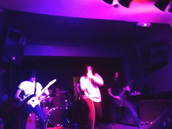 RowdyRuff_'s tweet photo. - @VDBMusic currently SMASHING it! Make sure you get down, only £5. Still tickets on door! http://t.co/3sroIc0iT2