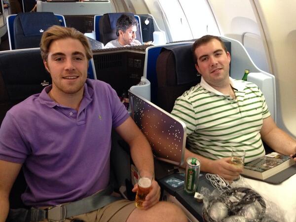 maikens33's tweet photo. Africa bound with @RCAikens19  #livingthelife http://t.co/E3NroN59eJ