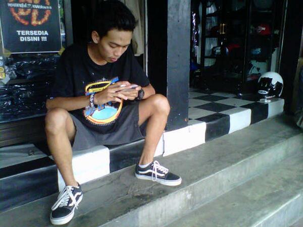 rissaokee's tweet photo. Kangennn bangett sama rizal ku :* http://t.co/FPHLBknrMB
