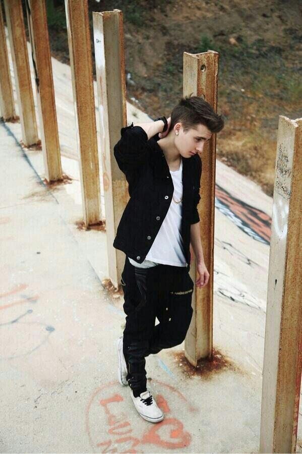 fakcguy's tweet image. That's me