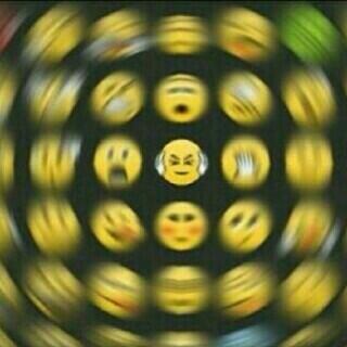 فهودي ̯~O).  tweet media