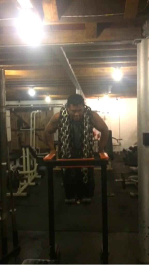 PapiChulo1423's tweet image. Slight work #4chains #chaingang #myfirstchainstartedcloning 😹😹😹😹😹😹😹