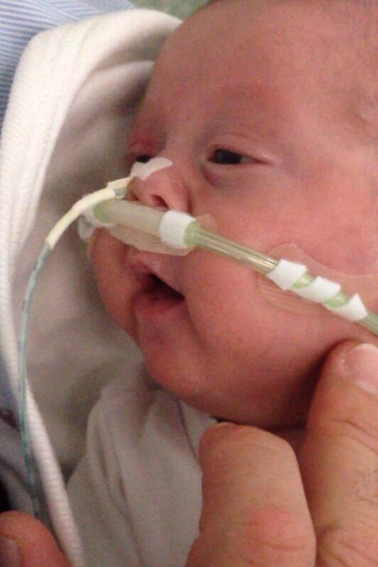 bpelayom's tweet photo. Lo q tenemos q aprender de estos luchadores de la VIDA!! #rezoporfernando y por los que, como él, luchan cada día. http://t.co/NgnhknJsif