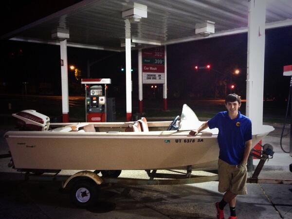 MattressBoy's tweet image. So um.... Me and my brother bought a boat..... It's a junker, but it's my junker! #FirstBoat