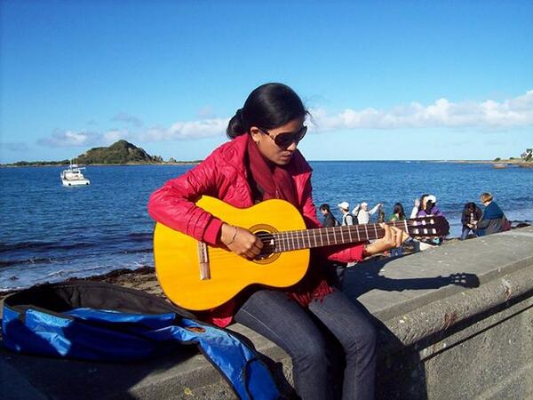 2001_jong's tweet photo. Me in New Zealand last year,,,,,,,,,,,,, http://t.co/1Hrz5mNfuc
