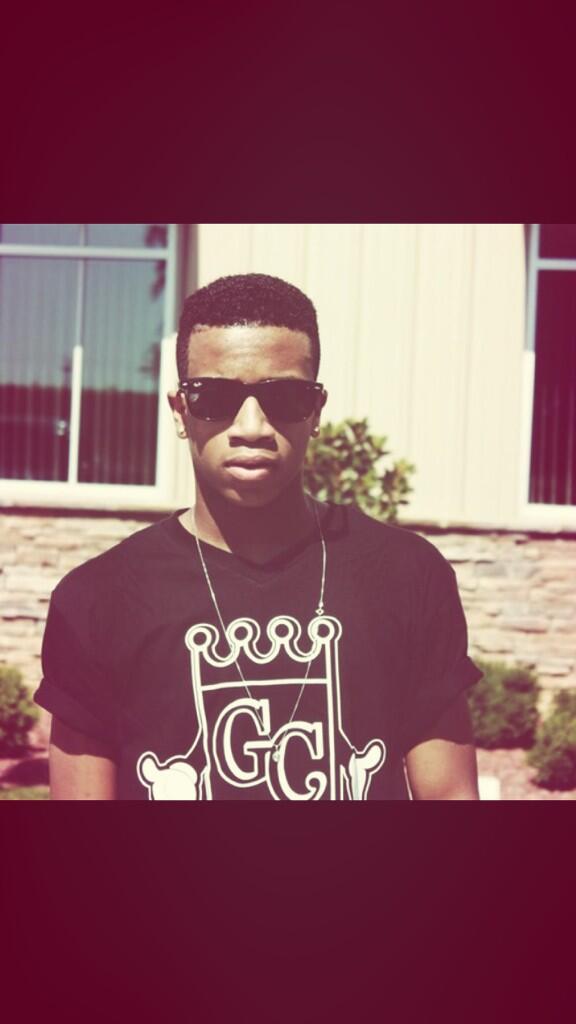 triplett_jr's tweet photo. I love you bro I'm always thinking about you everytime we heard music you knew every word to all the songs 😌😔 For you http://t.co/CqZXdZ2YNE