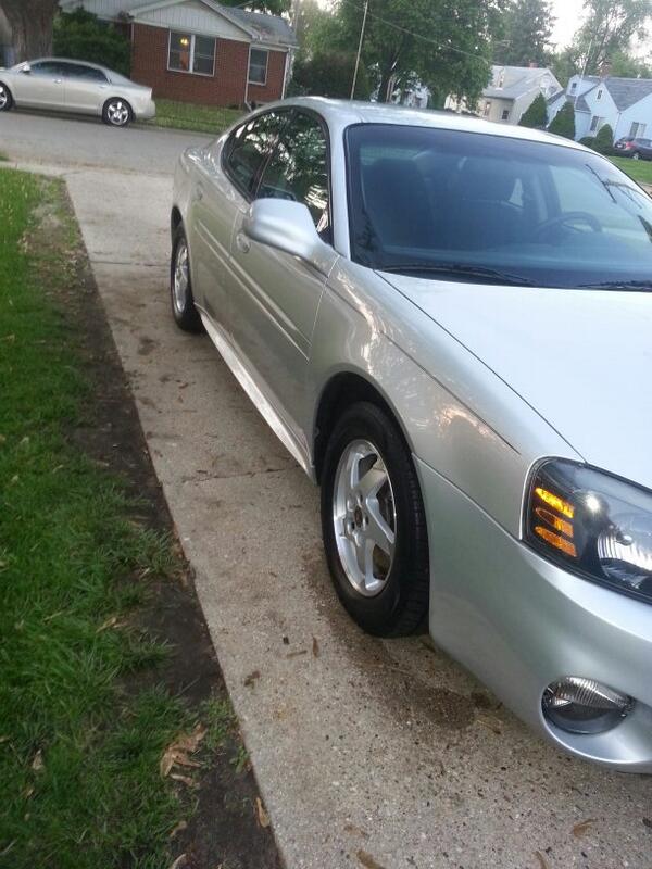 DetailRockford's tweet photo. Clean car please http://t.co/Wzw2nnL0ZE