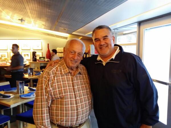 Nikki_C16's tweet image. No it's cool mom and dad, go hang out with @TommyLasorda and watch the @Dodgers... #jealous