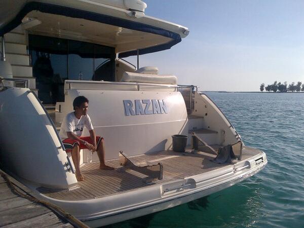 Mau dpt jodoh? Yuk cus ke bdg hari ini naik kapal gw.. Udah ready nih ! <a href="/dimasnugho/">Dimas Nugho</a>