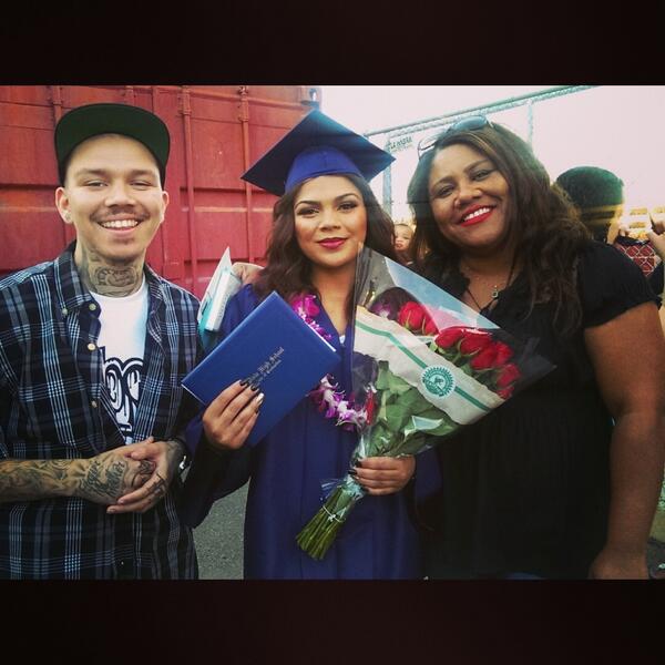 Nreading97's tweet photo. Ur trash man
“@PHORAONE: Pray my sister graduates id hate to miss it.. http://t.co/LHG2lAHBJi”