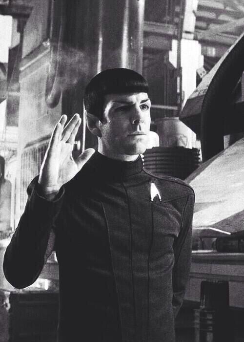 TheVulcanSpock's tweet photo. #OfflineForSleep "Live long and prosper." http://t.co/zFsYmEi09f