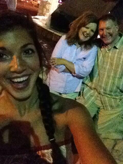 AnnaFranzone's tweet photo. @Tim7Reece suzie and I before dinner #familyvaca http://t.co/qysUX4xhqK