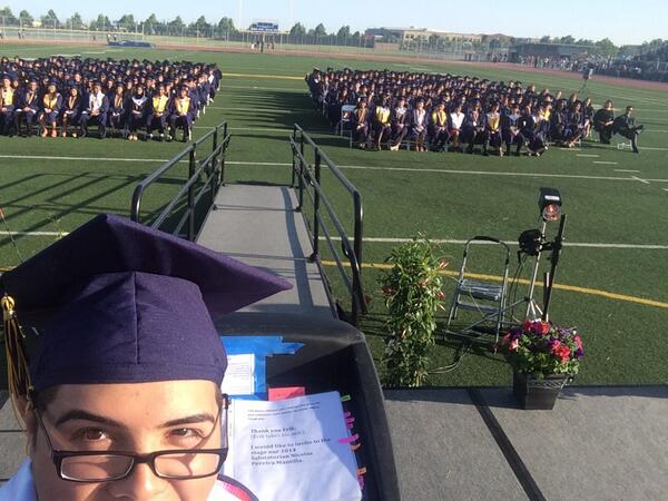 IHS_CO2014's tweet photo. 2014's iconic graduation selfie! http://t.co/JVijDNZSrG