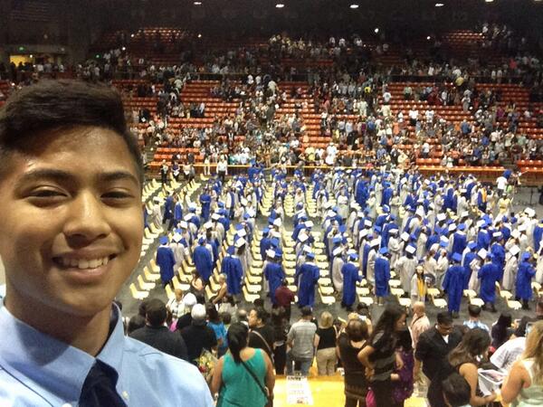 insta_ryce's tweet photo. A little quick selfie w/ @BCHSclassof2014 http://t.co/Fz68fPV3qC