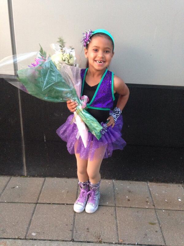 ItsMe_StephB's tweet photo. She did her thing tonight on the big stage! Sooo proud of her!! #proudmommymoment #hiphop #dance http://t.co/nyF2QDdHG5
