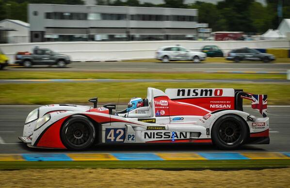 24hoursoflemans's tweet photo. 2014 @24hoursoflemans - @Lucas_Ordonez: conductive material http://t.co/Qcc0aUtz2s #LM24 #CUinjune http://t.co/W4bdThwGLE