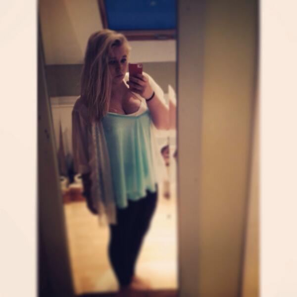 alison_ingham's tweet photo. new clothes http://t.co/SMMrT1ak1t