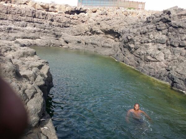 jfdcanga's tweet photo. Natural swimmingpool! (@ Buracona Cave) http://t.co/zyN80VdmBZ http://t.co/In3xoMD7AL