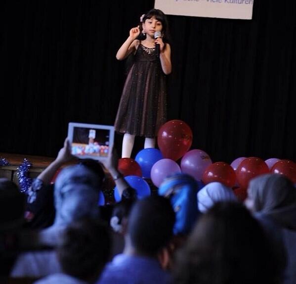 RRaghad00038's tweet photo. رموسه يا اغلى من الماس يلحبوها كل الناس 😴💘
#ريماس_العزاوي @raimasalazzawii http://t.co/l72qjiRQMV