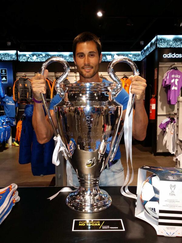 7uan7o_'s tweet photo. Sí, sí, sí... la Décima está aquí. http://t.co/6ITpgx49pH