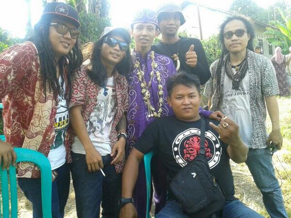 sisrisma tweet picture