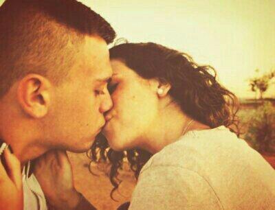 MusatOly's tweet photo. @vanesisisita yo si que te quiero cosita muakssss  y por muchos mas!!! http://t.co/q4hGSv3sKN