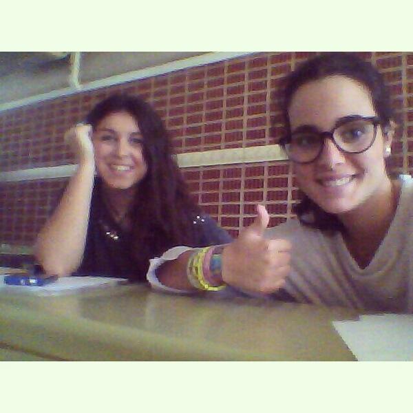CrisCorbi's tweet photo. Desearnos suerte, primer examen!!!! #análisisdedatow http://t.co/ZbZXQmWEfr