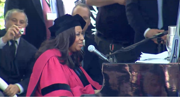 Harvard Commencement tweet media